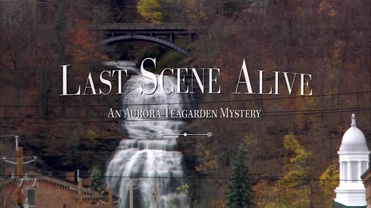 Last Scene Alive: An Aurora Teagarden Mystery