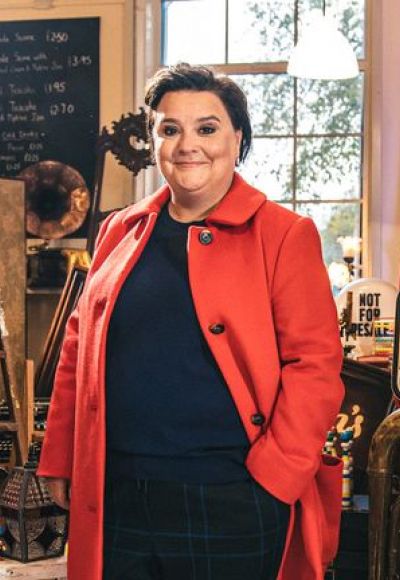 Susan Calman's Antiques Adventure